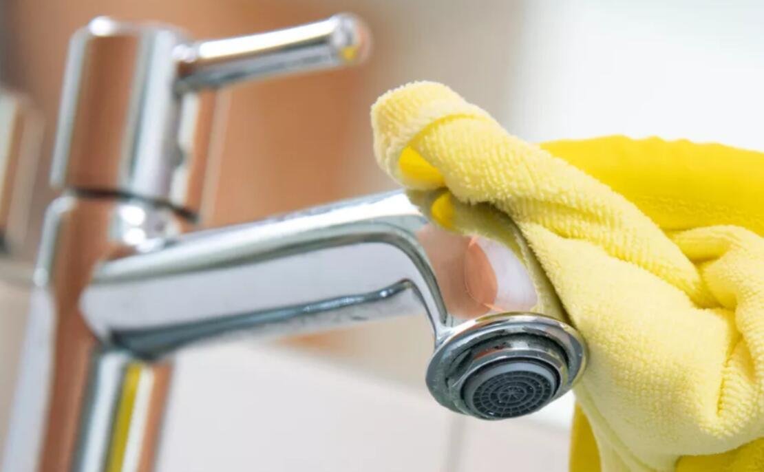 5 EASY STEPS FOR CLEANING A KITCHEN FAUCET HOLIE SANITARY WARE