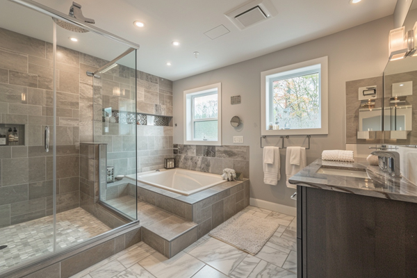 Shower sizes FAQ, answering common questions about dimensions and styles