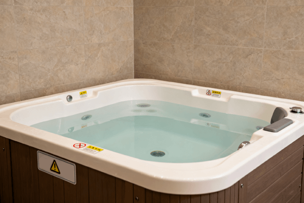 Safety warning visual for cold plunge risks and precautions