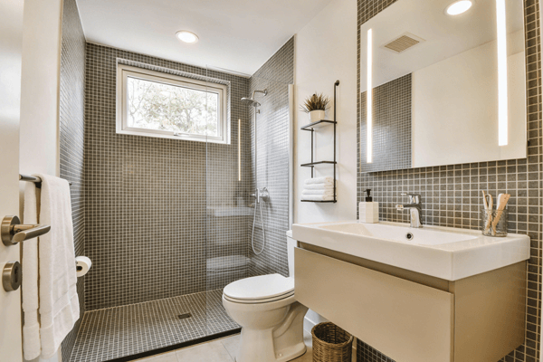 Floating bathroom vanity in small bathroom design